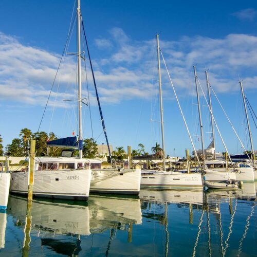Annapolis Port - Rent a catamaran in Maryland or the Bahamas